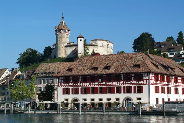 Il centro storico di Sciaffusa e il fiume Reno — Foto Stock