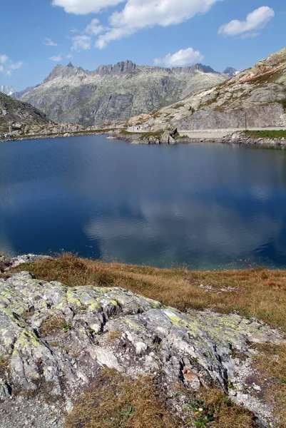 Lago en Suiza — Foto de Stock