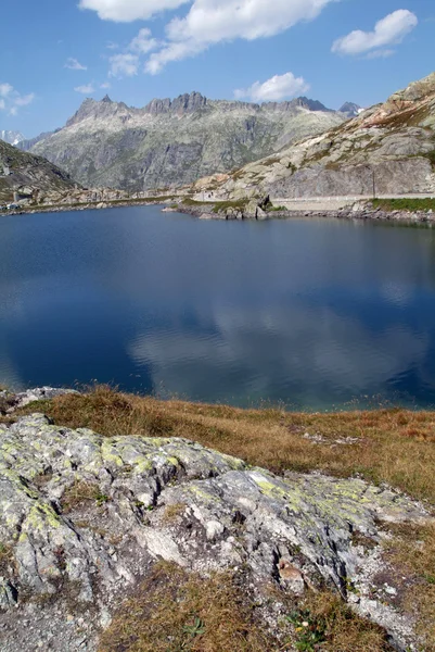 Sjön i Schweiz — Stockfoto