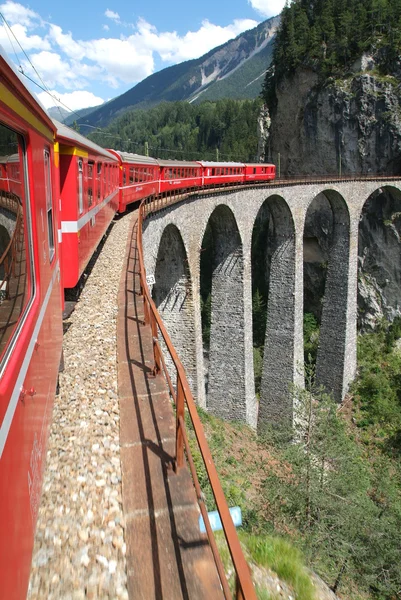 スイス アルプスの鉄道 — ストック写真