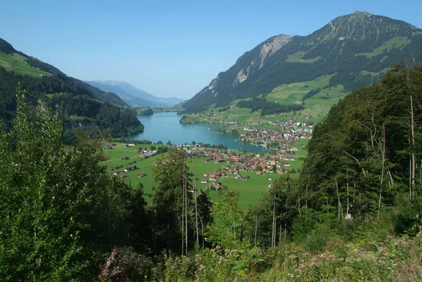 Aldeia Lungern na Suíça — Fotografia de Stock