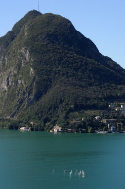 Körfez İtalyan kısmında İsviçre'nin Lugano