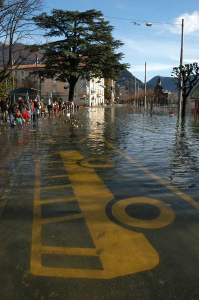 The flooding of Lake Lugano — Stock Photo, Image