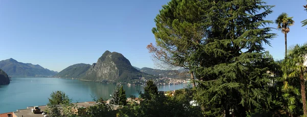 Jezioro i zatokę Lugano z san salvatore — Zdjęcie stockowe