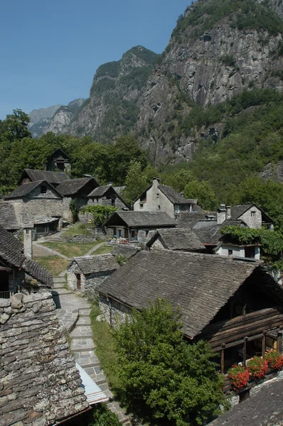 Dorf Foroglio im Tal von Bavona — Stockfoto
