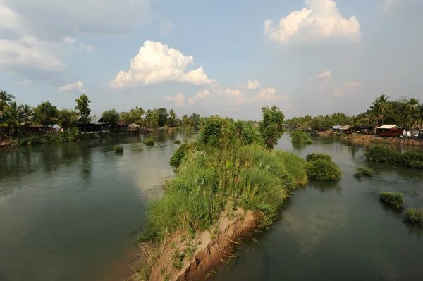 Mekong rivier tussen don khon en don det eilanden — Stockfoto