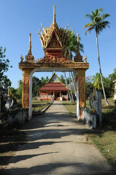 La pagoda de Wat Khon Tai isla de Don Khon, Laos — Foto de Stock