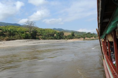 Laos mekong Nehri üzerinde tekne