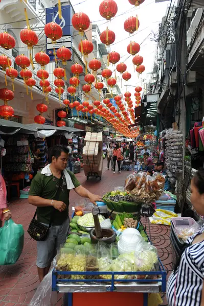 Rynek chinatown w Bangkoku w Tajlandii — Zdjęcie stockowe