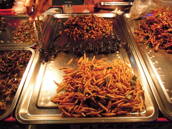 Типичная тайская еда — стоковое фото