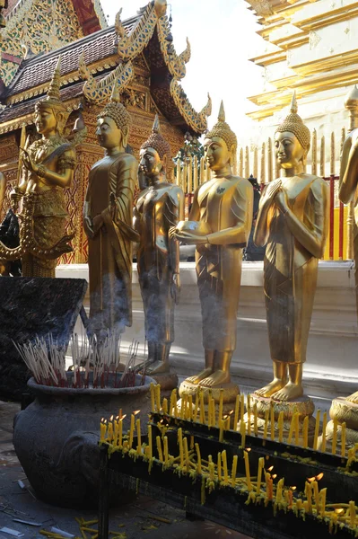 De tempel van wat phra dat doi suthep in chiang mai in thailand — Stockfoto