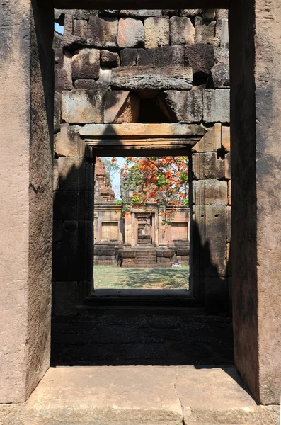 Khmer archaeological site of Prasat Muang Tam on Thailand — Stock Photo, Image