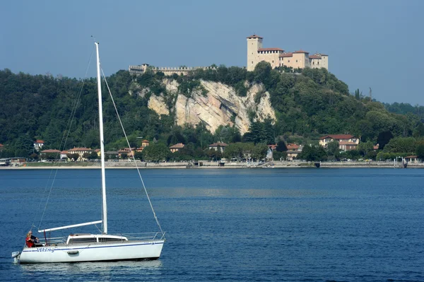 Затока Lugano на італійських частині Швейцарії — стокове фото