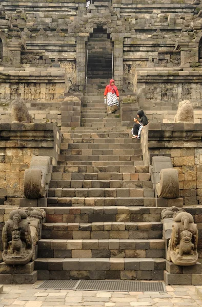 In archaeological site of Borobudur, UNESCO World Heritage — Stock Photo, Image