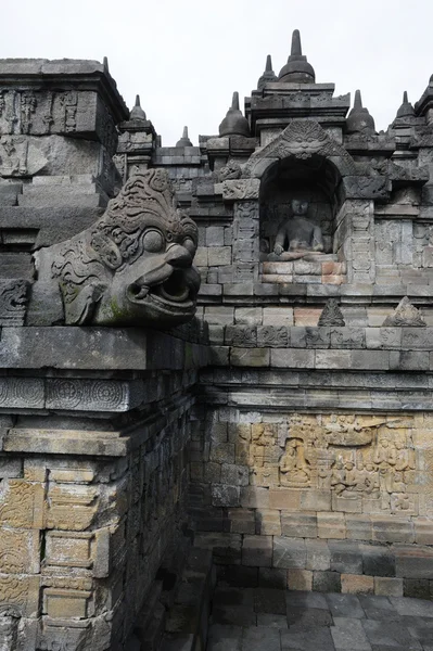 Αρχαιολογικός χώρος της borobudur, μνημείο παγκόσμιας πολιτιστικής κληρονομιάς — Φωτογραφία Αρχείου