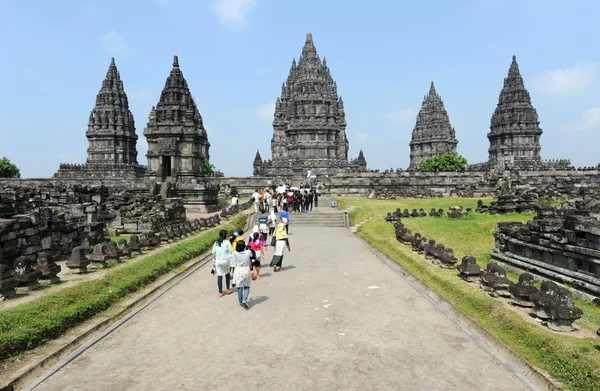Templo Prambanan cerca de Yogyakarta en la isla Java, Indonesia —  Fotos de Stock