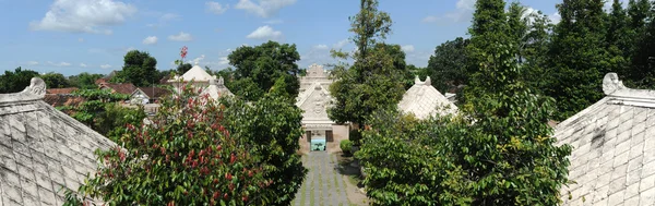 Palacio de agua de Yogyakarta en la isla de Java, Indonesia — Foto de Stock