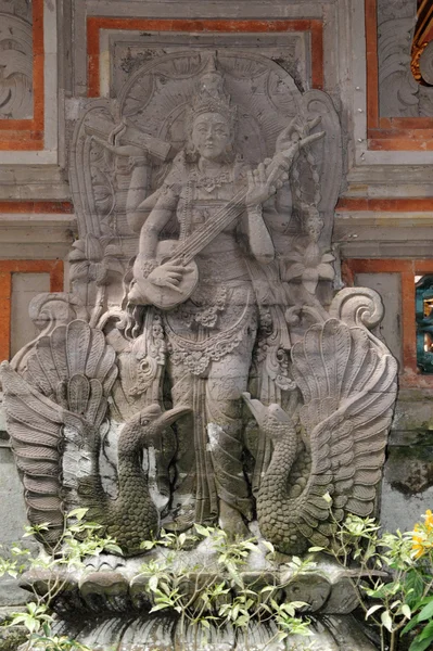 Statue des Dalem-Tempels in Ubud auf der Insel Bali, Indonesien — Stockfoto