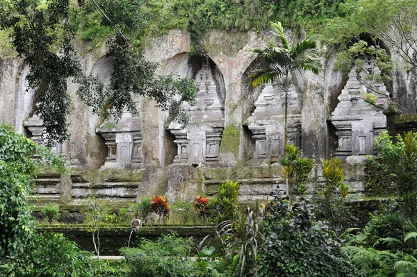 Il tempio di Tirta Empul a Tampaksiring sull'isola di Bali, Indonesia — Foto Stock