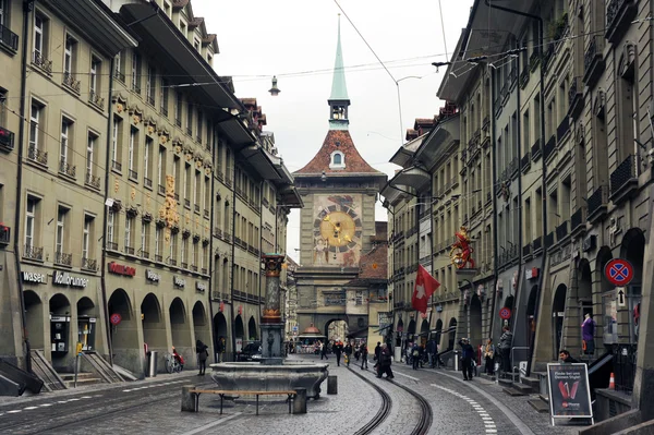 Alley to clock tower at Bern on Switzerland — Stock Photo, Image