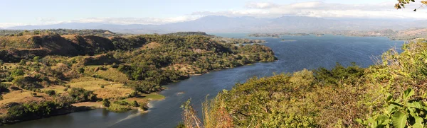 Озеро Сучитлан — стоковое фото