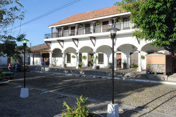 Ciudad colonial de Suchitoto — Foto de Stock