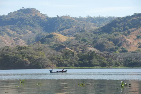 El lago de Suchitlan — Foto de Stock