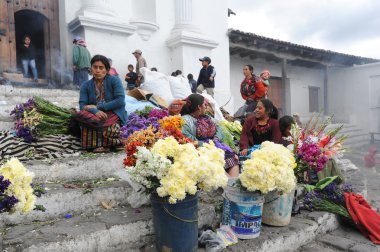 çiçek satan kadınlar