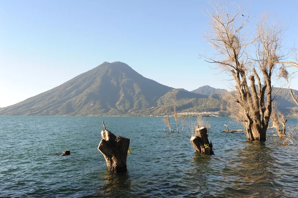 Lake Atitlan with vulcano San Pedro — Stock Photo, Image
