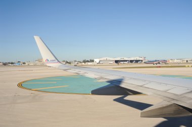 miami havaalanına iniş uçak