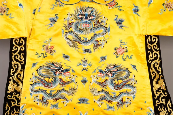 Costume of chinese theatre — Stock Photo, Image