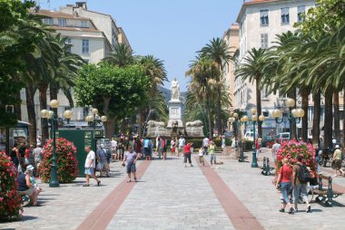 ajaccio Foch meydanda