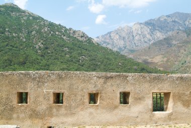 corte, kalenin duvar