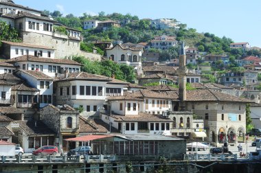 berat Arnavutluk üzerinde eski evleri