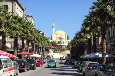 sokak ve durres Camii