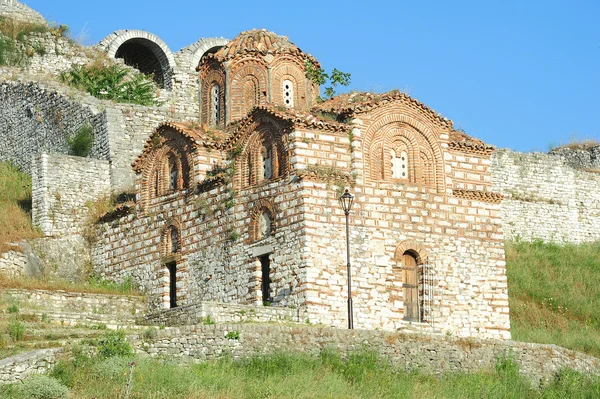 The orthodox church of holy Trinity at Kala fortless over Berat — Stock Photo, Image