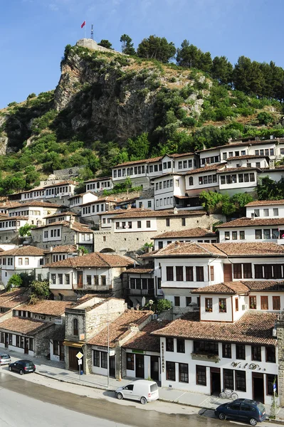 As antigas casas de Berat na Albânia — Fotografia de Stock