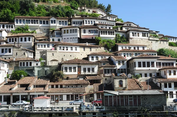 As antigas casas de Berat na Albânia — Fotografia de Stock