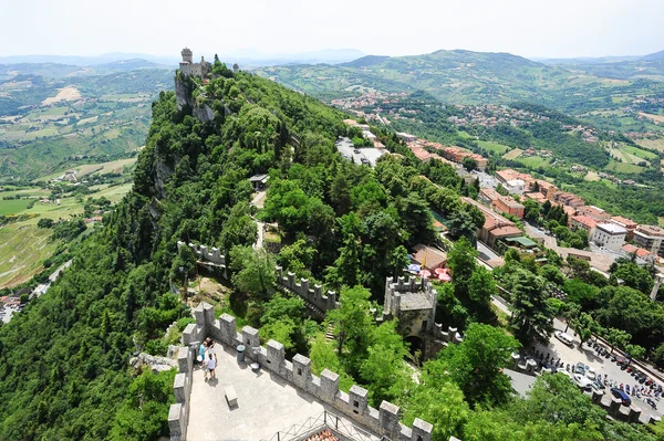 La Cesta sin cuartel en Borgo Maggiore, San Marino — Foto de Stock