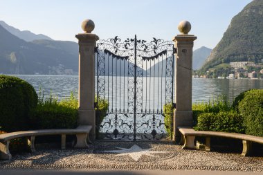 bay lake Lugano