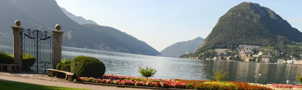 A baía do lago Lugano — Fotografia de Stock
