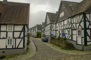 Freudenburg 'un Almanya' daki geleneksel evleri