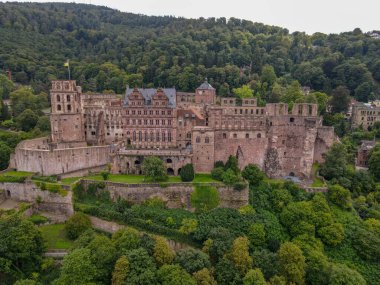 Almanya 'daki Heidelberg şatosunun insansız hava aracı görüntüsü