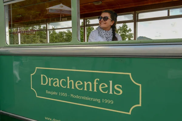 Koenigswinter Γερμανία Σεπτεμβρίου 2021 Τρένο Drachenfels Πάνω Από Koenigswinter Στη — Φωτογραφία Αρχείου