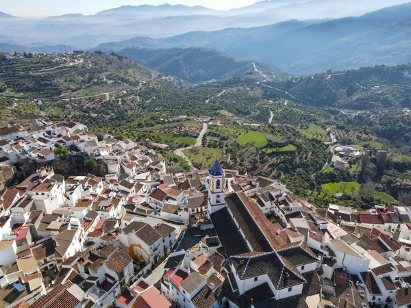 西班牙安达卢西亚的El Burgo镇的Drone视图 — 图库照片