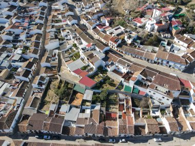 İspanya 'nın Endülüs kentindeki Antequera kasabasında insansız hava aracı görüntüsü