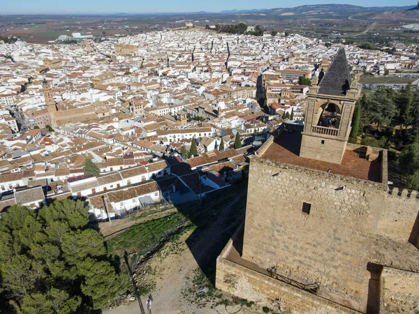 İspanya 'nın Endülüs kentindeki Antequera kasabasında insansız hava aracı görüntüsü