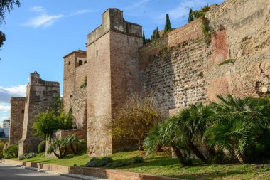 İspanya 'daki Malaga Alcazaba kalesine bakın