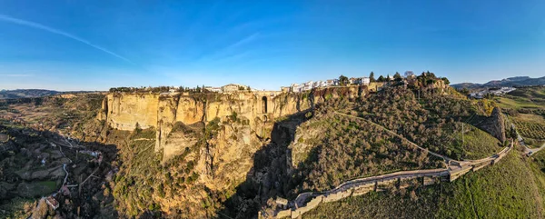 Utsikt Över Den Gamla Bron Över Ronda Andalusien Spanien — Stockfoto