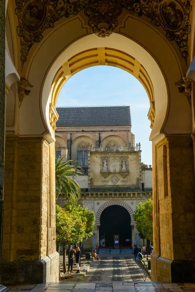 Córdova Espanha Janeiro 2022 Portão Entrada Catedral Córdova Andaluzia Espanha — Fotografia de Stock